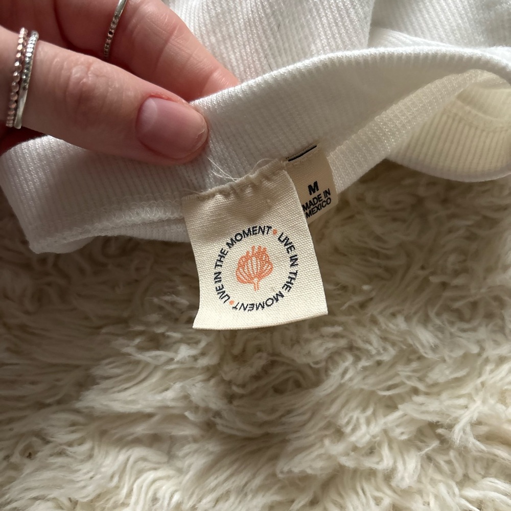 Off-Shoulder Buttoned White Crop Top - image 6